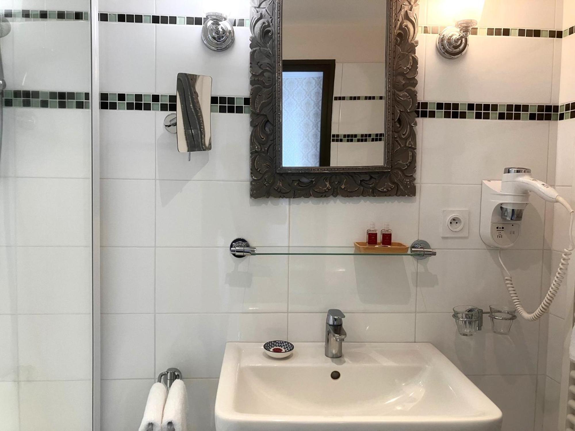 Hotel Diderot Chinon Eksteriør billede