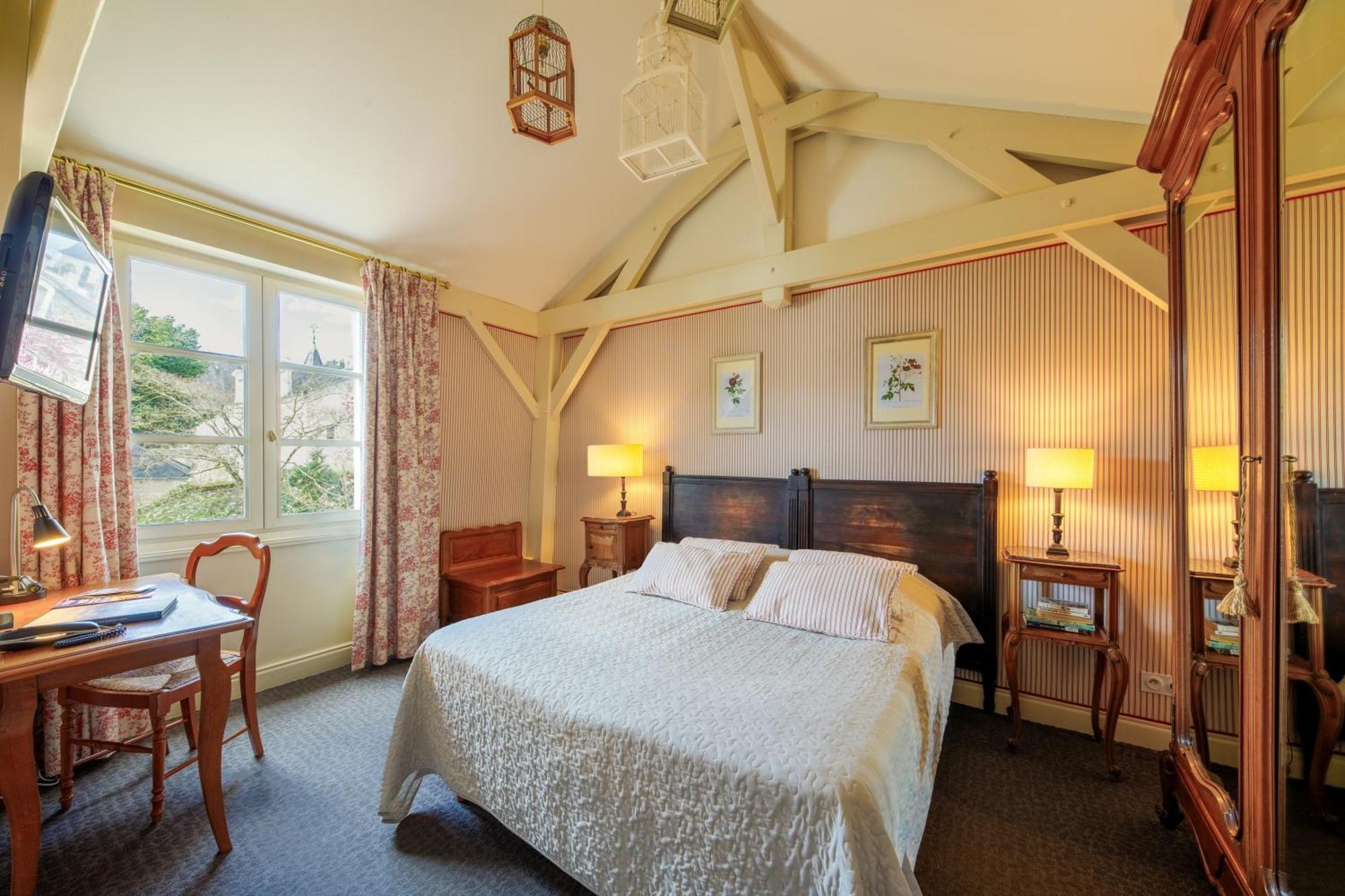 Hotel Diderot Chinon Eksteriør billede